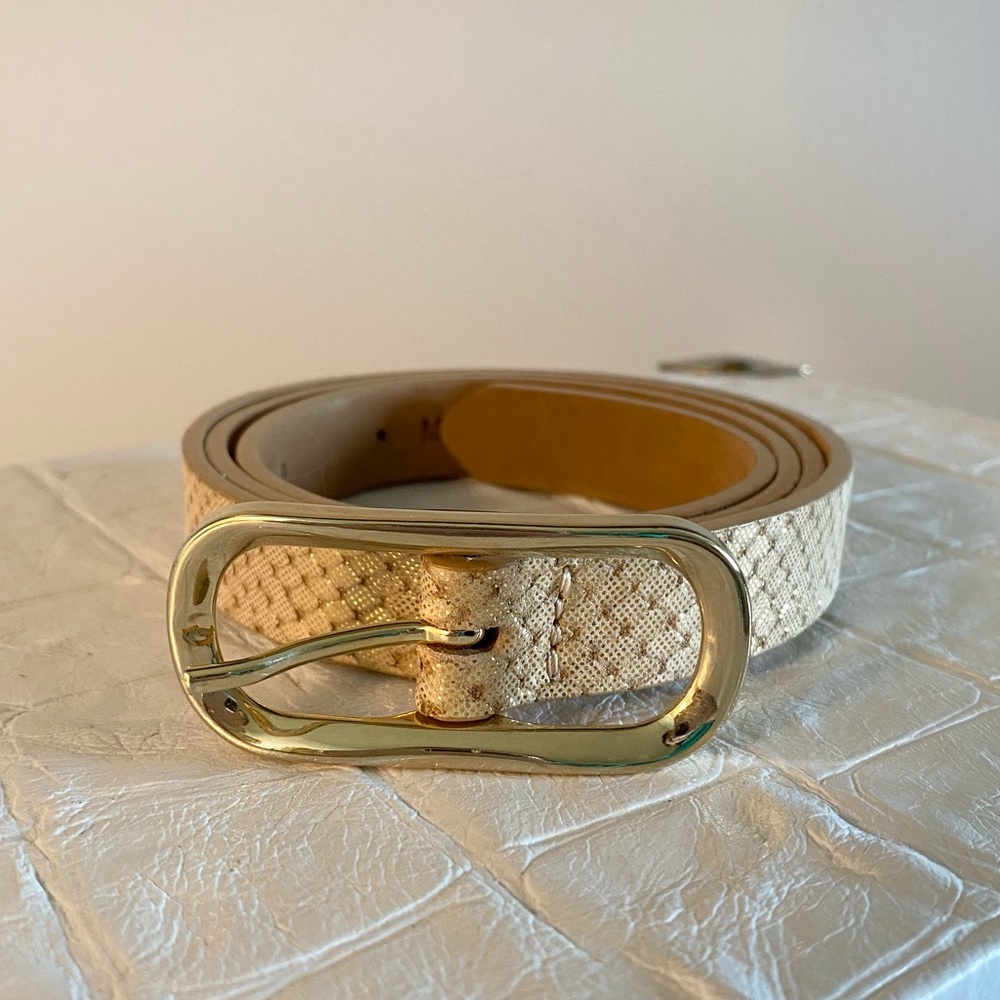 Streets Ahead Gold Belt